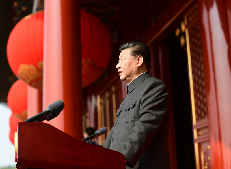10月1日上午，慶祝中華人民共和國成立70周年大會(huì)在北京天安門廣場(chǎng)隆重舉行。中共中央總書記、國家主席、中央軍委主席習(xí)近平發(fā)表重要講話。